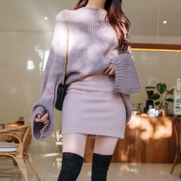 nt1917 컬러믹스 포인트로 오묘한 매력이 물씬 느껴지는 루즈핏 라운드넥 니트탑 knit