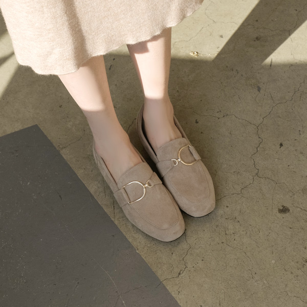 sh1703 퍼안감으로 한층 따듯한 발등 D버클 장식의 스웨이드 로퍼 shoes