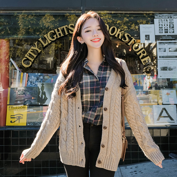 cd1213 보드랍고 포근한 에어 캐시미어 소재의 데일리 꽈배기 울가디건 cardigan