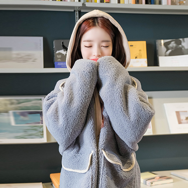jp240 포근하게 감싸줄 컬러배색 포인트의 양털 후드점퍼 jumper