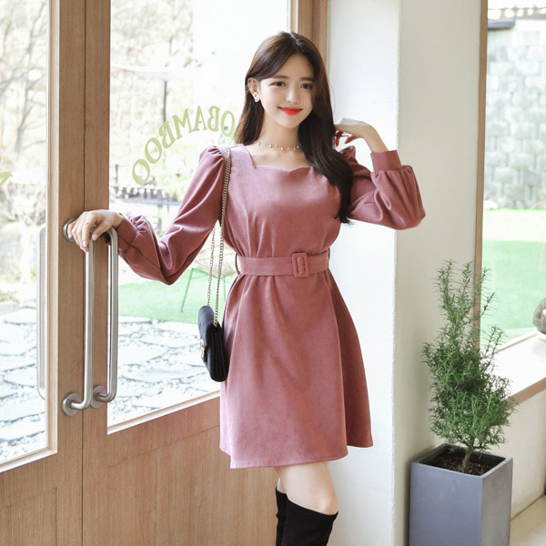 op8165 스웨이드 벨벳 기모 소재의 하트 스퀘어넥 A라인 벨트세트 미니원피스 dress
