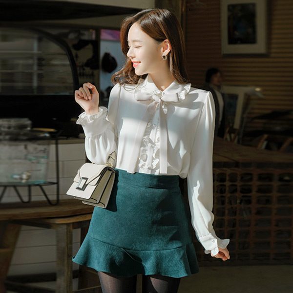 sk3858 따뜻한 스웨이드원단의 사랑스런 밑단프릴 미니 치마바지 skirt