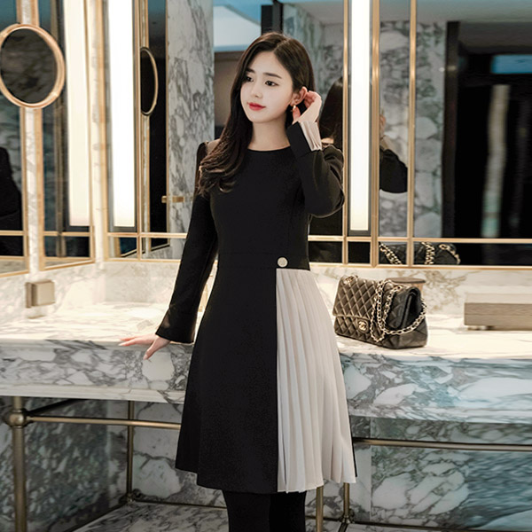 op8181 커프스와 언발 플리츠 장식으로 더욱 로맨틱한 플레어 원피스 dress