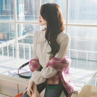 bs4859 로맨틱한 무드 가득한 리본 자수 레이스 장식의 빅 카라 블라우스 blouse
