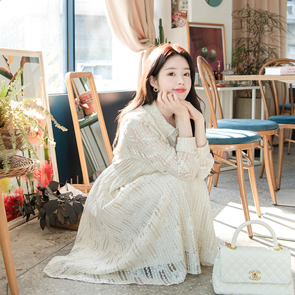 op8319 여성스러운 레이스 카라와 진주 콩단추 장식의 허리밴딩 롱 원피스 dress