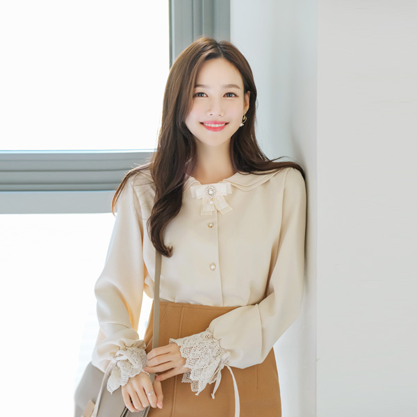 bs4871 꽃잎같은 이중 프릴 카라와 레이스소매 포인트의 러블리 블라우스 blouse