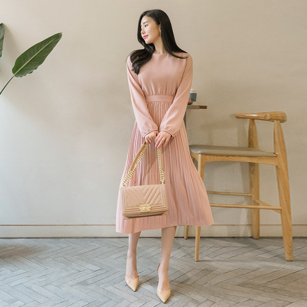 op8433 살랑살랑 쉬폰 패브릭과 플리츠 디자인의 롱 원피스 dress