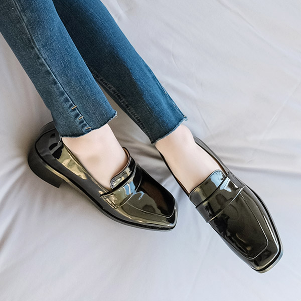 sh1769 에나멜, pu 두가지 타입으로 구성된 베이직 로퍼 shoes