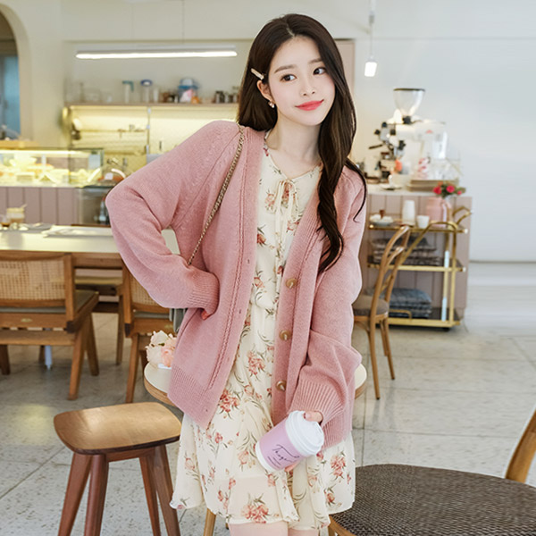 cd1280 간절기 데일리 아이템으로 입기 좋은 산뜻한 컬러감의 루즈핏 Y넥 가디건 cardigan