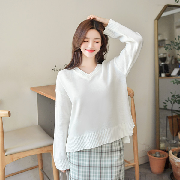 nt2077 앞뒤 언발 슬릿 디테일의 데일리 브이넥 루즈핏 니트탑 knit