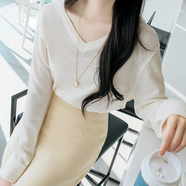 nt2094 가벼운 짜임으로 완성된 데일리 베이직 브이넥니트 knit
