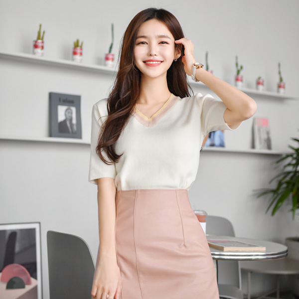 nt2111 산뜻한 얼굴빛을 돋보여줄 V넥 배색포인트의 데일리 반팔 니트티셔츠 knit
