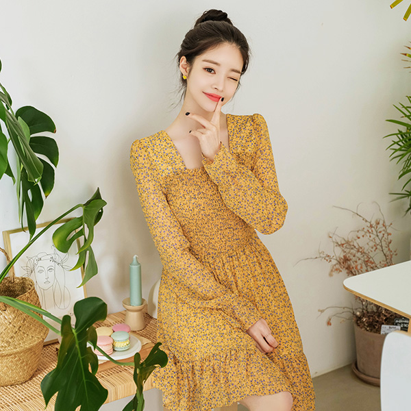 op8699 봄향기 가득한 플라워 패턴의 스모크밴딩 플레어 미니원피스 dress