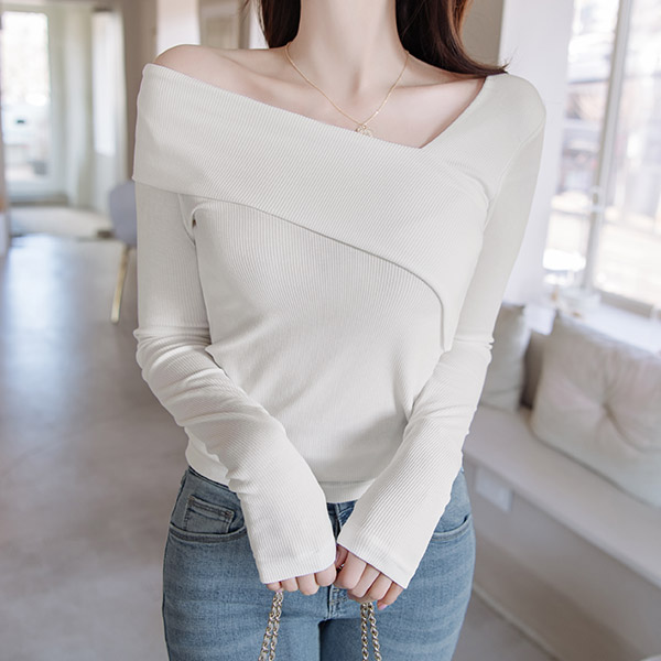 ts1955 탄탄쫀쫀한 소재로 슬림한 핏감을 잡아주는 언밸런스 오프숄더 골지 티셔츠 tee