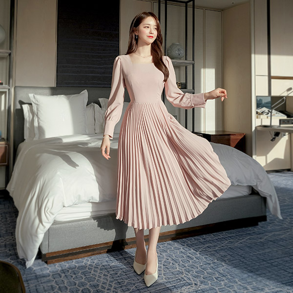 op8787 로맨틱한 무드의 스퀘어넥 쉬폰 플리츠 롱원피스 dress