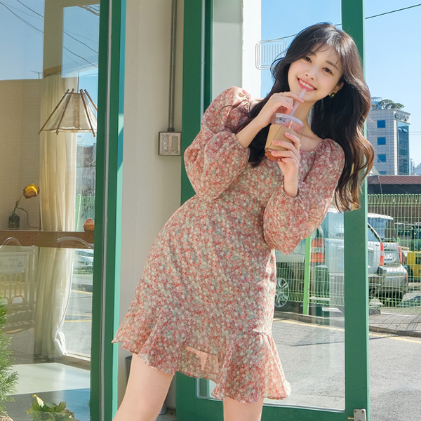 op8804 시선강탈 상큼한 잔꽃무늬패턴의 하트넥 쉬폰 미니원피스 dress