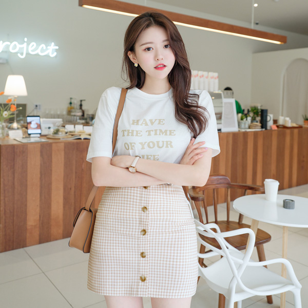 ts1993 내츄럴한 무드의 귀여운 레터링이 돋보이는 데일리 반팔 티셔츠 tee