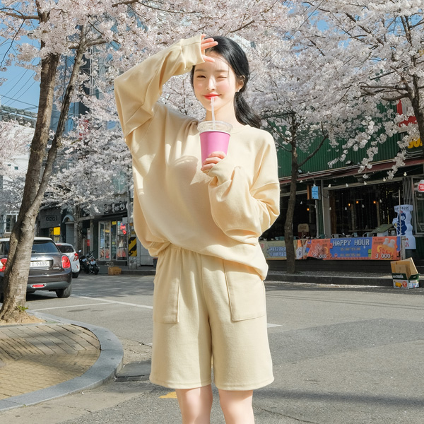 op8910 이토록 편안한 루즈핏 맨투맨티와 4부기장의 팬츠 투피스세트 two piece set