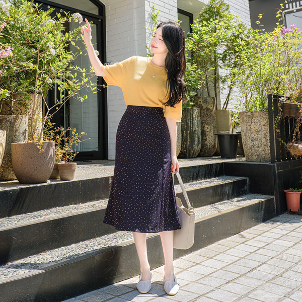 sk4069 사랑스러운 도트 패턴으로 완성된 로맨틱 플레어 롱 스커트 skirt