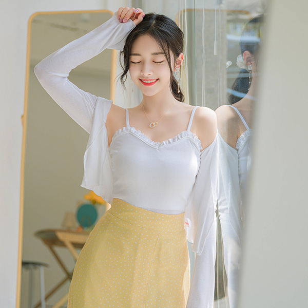 cd1355 청순하고 귀여운 프릴장식의 크롭 나시티와 여리핏 미니가디건 세트 cardigan set