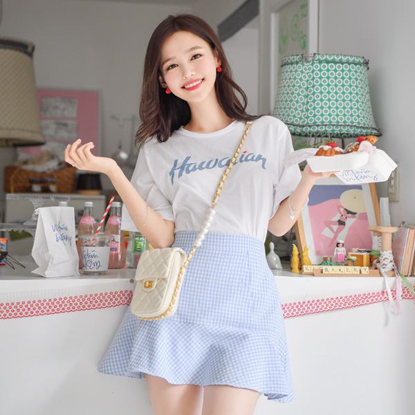 ts2023 귀여운 하와이 레터링 포인트의 부드러운 터치감 데일리 반팔티셔츠 tee