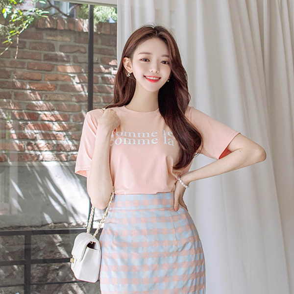 ts2047 찰랑찰랑 쫀득한 소재감의 레터링 포인트 캐쥬얼 반팔 티셔츠 tee