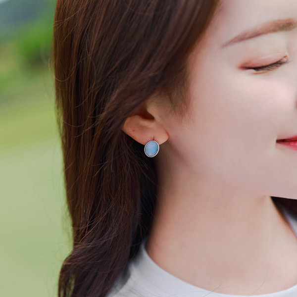 ac4503 은은한 빛이나는 타원형 쉐입의 빈티지 팬던트 미니 이어링 earring