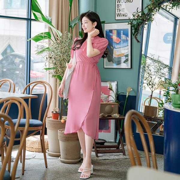 op9146 가볍고 시원한 소재의 로맨틱한 프릴넥 포인트 롱기장 랩원피스 dress
