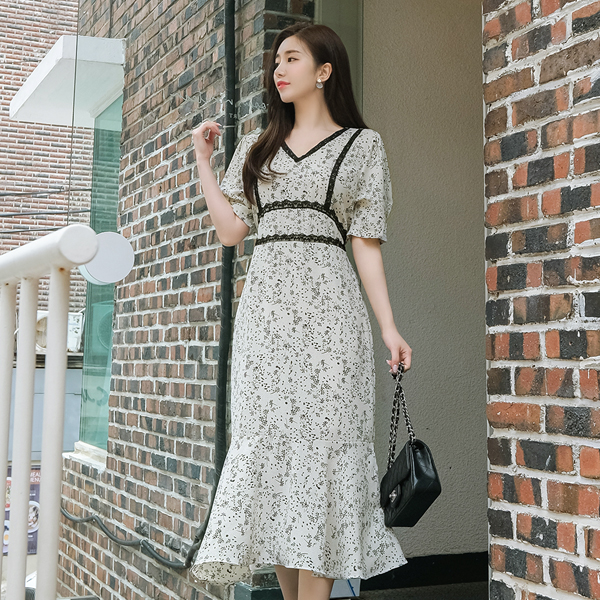 op9161 레이스 파이핑 라인으로 더욱 슬림해보이는 머메이드 플라워 원피스 dress