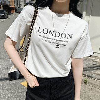 탱글함을 가득담아 완성된 런던레티링 포인트 라운드넥 반팔 티셔츠 tee