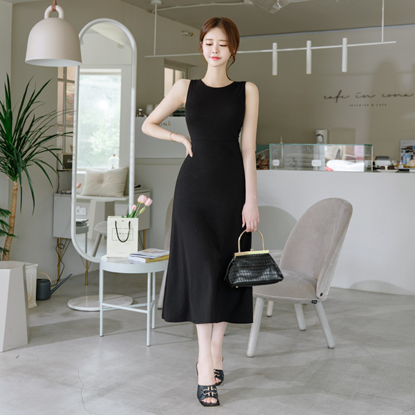 op9269 썸머 이지룩에 없어서는 안될 홀터넥 스판 롱 플레어원피스 dress