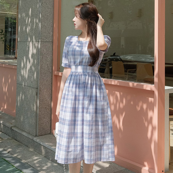 op9347 사랑스러운 컬러 배색 체크 패턴으로 완성된 스퀘어넥 플레어 코튼 원피스 dress