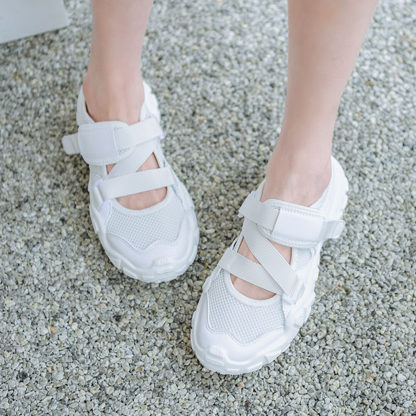sh1900 편안함이 남다른 스트랩 오픈 어글리 스니커즈 shoes