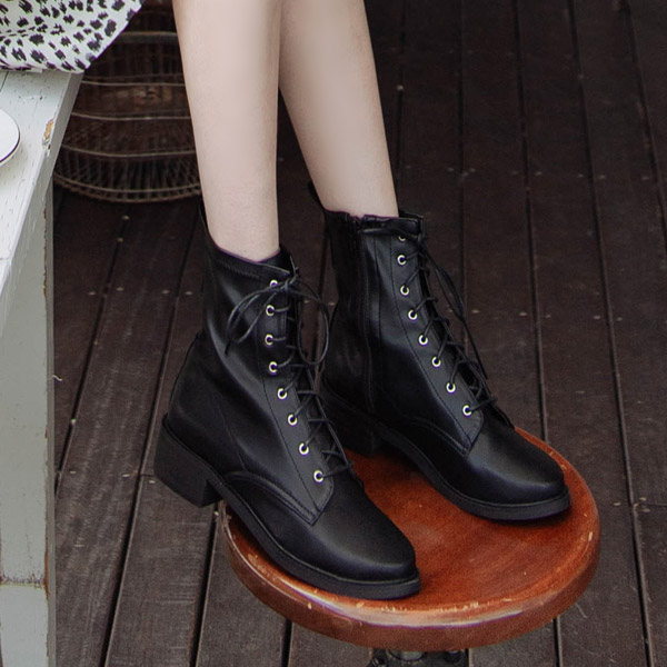 sh1937 편안한 스판소재의 레이스업 미들 워커부츠 shoes