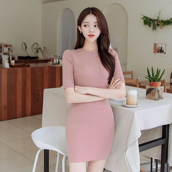 op9772 글램한 실루엣을 선사하는 미디기장 H라인 반팔 니트원피스 dress
