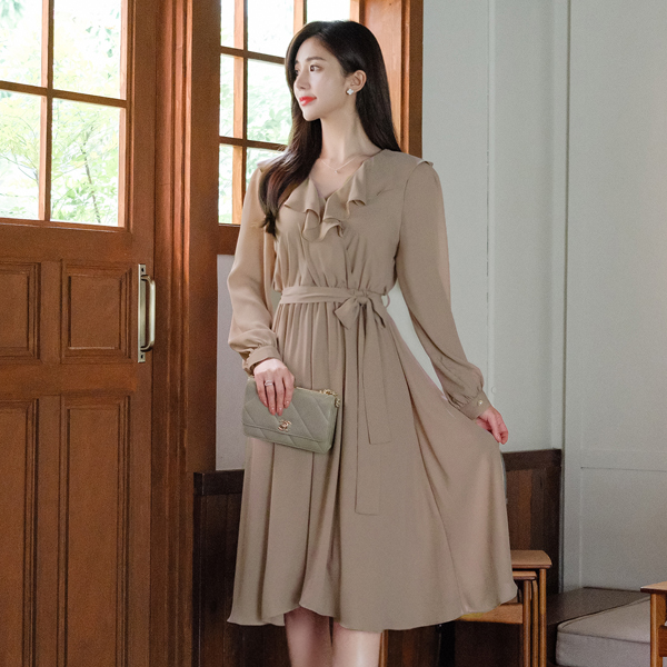 op9834 로맨틱한 분위기의 러플과 리본장식 허리밴딩 플레어 V넥 미디원피스 dress