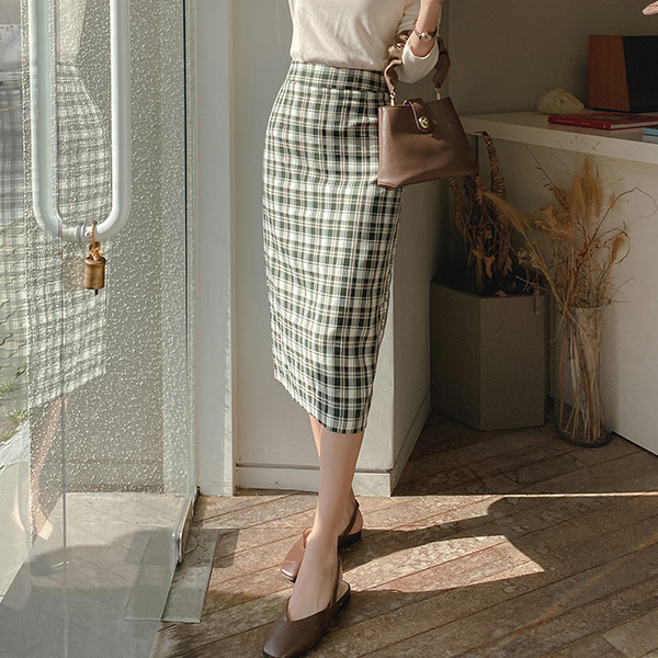 sk4293 클래식한 감성이 가득 담긴 체크 패턴의 H라인 미디롱스커트 skirt