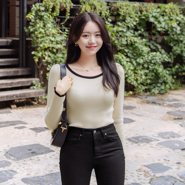 nt2287 여리한 U넥 디자인과 배색 디테일의 퍼프소매 골지니트 knit