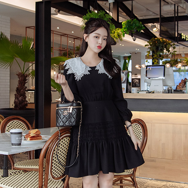 op9943 소멸직전 페이스라인을 선사해줄 트렌디업 빅레이스카라넥 플레어 미니원피스 dress