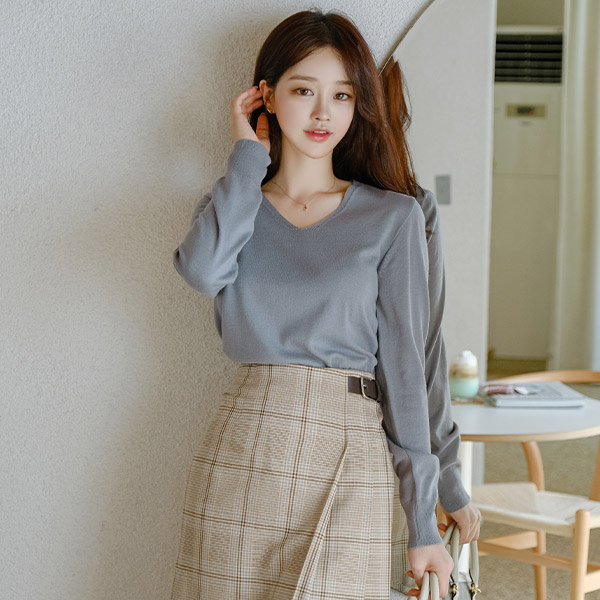 nt2308 차분한 감성의 울 혼방 브이넥 니트 knit