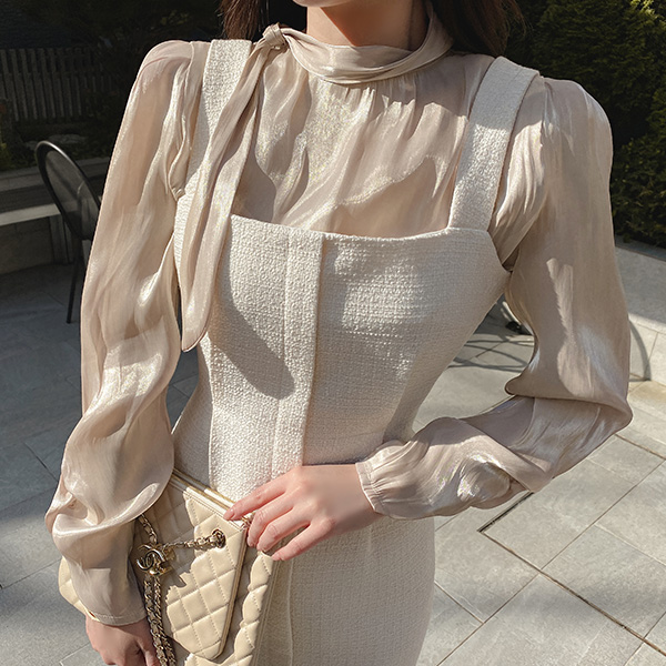 bs5498 고급스러운 광택감이 흐르는 타이장식 셔링 시스루 샤틴블라우스 blouse