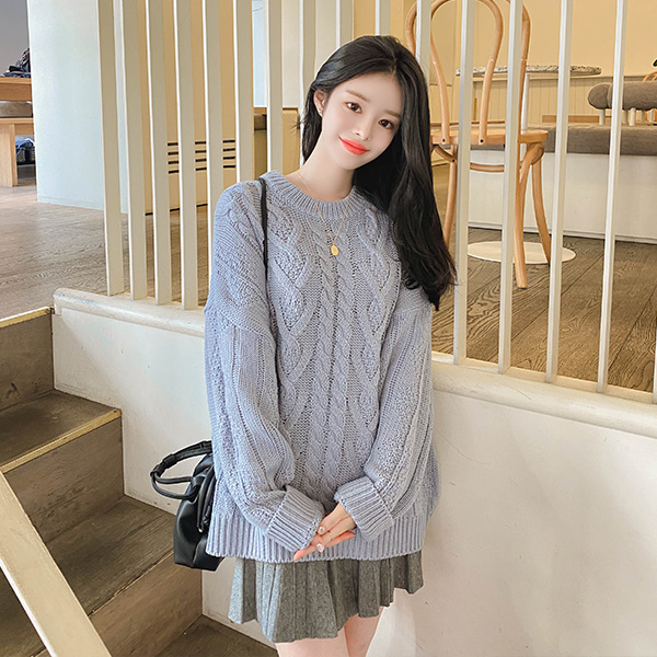 nt2349 포근하고 여리여리한 무드의 굵은 꽈배기 패턴 루즈핏 라운드넥 니트 knit