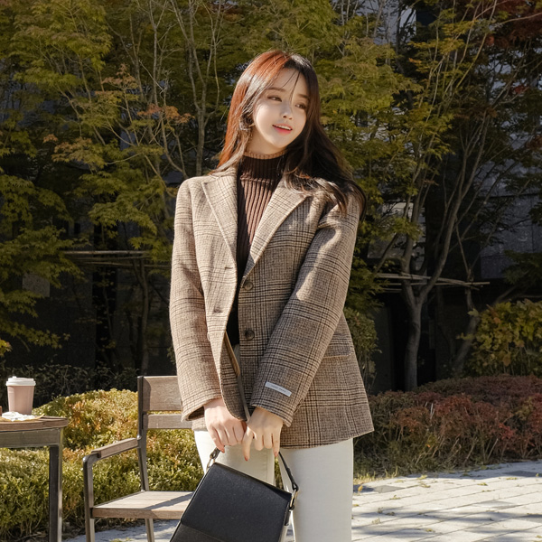 ct1224 모던하고 클래식한 체크 패턴의 울 90% 핸드메이드 하프 코트 coat