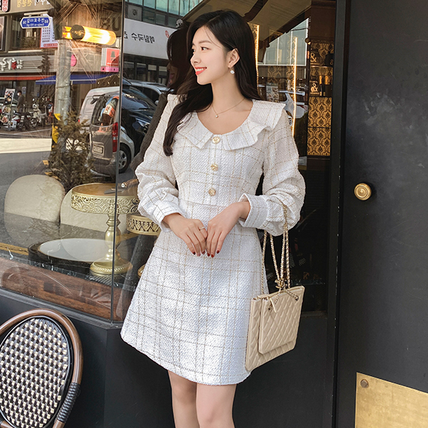 op10183 러플 카라 디자인과 골드버튼 장식의 플레어라인 골드사 트위드 미니 원피스 dress