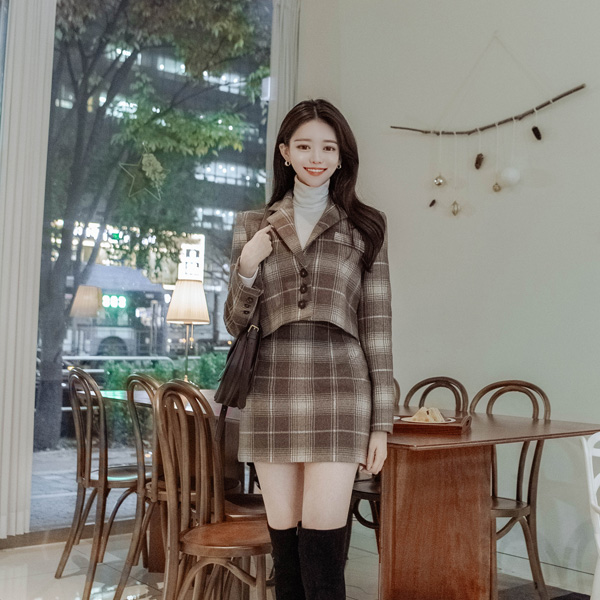 jk1355 클래식한 체크 패턴의 도톰패브릭 테일러드 크롭 미니자켓 jacket