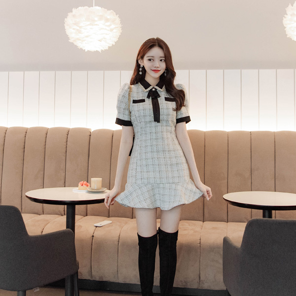 op10431 로맨틱한 퍼프소매장식과 프릴 디자인의 브로치세트 트위드 미니원피스 dress