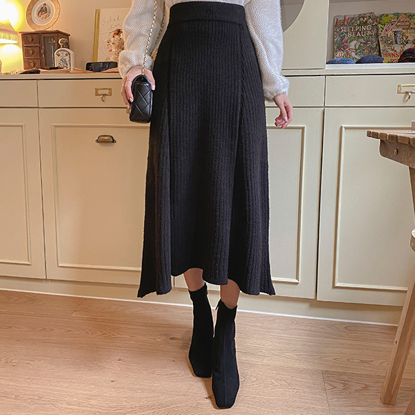 sk4523 포근한 골지짜임의 니트패브릭으로 제작된 허리밴딩 플레어 롱스커트 skirt