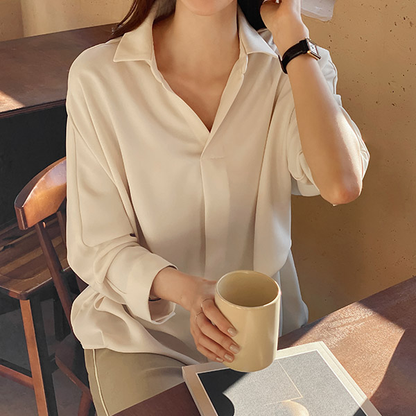 bs5616 라인 오픈 카라 블라우스