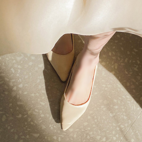 sh2142 봄을 연상시키는 화사한 컬러감의 심플 디자인 슬림 둥근코 플랫 슈즈 shoes