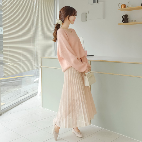 sk4551 로맨틱한 레이스 패브릭과 플리츠 디자인의 허리밴딩 A라인 롱스커트 skirt